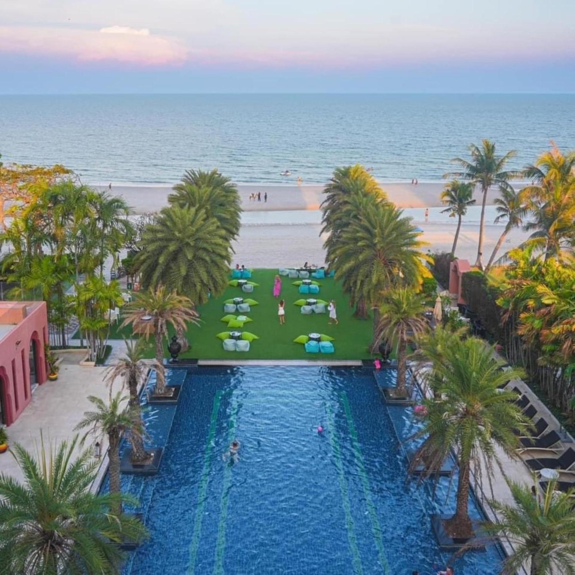 Marrakesh Hua Hin Resort & Spa Exterior photo